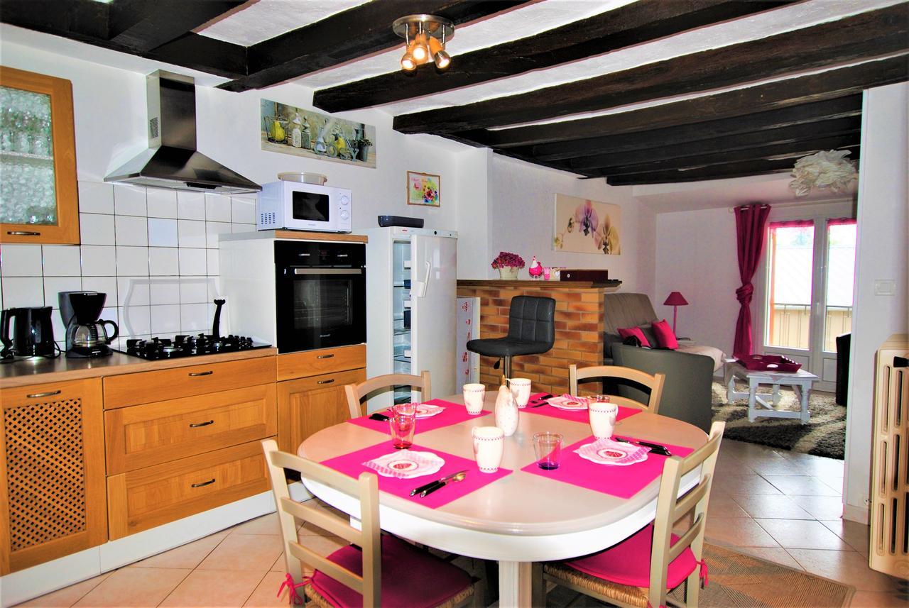Bed and Breakfast Chez Fred Boursault Екстер'єр фото