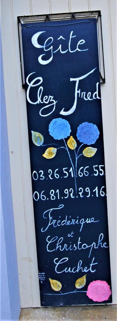 Bed and Breakfast Chez Fred Boursault Екстер'єр фото